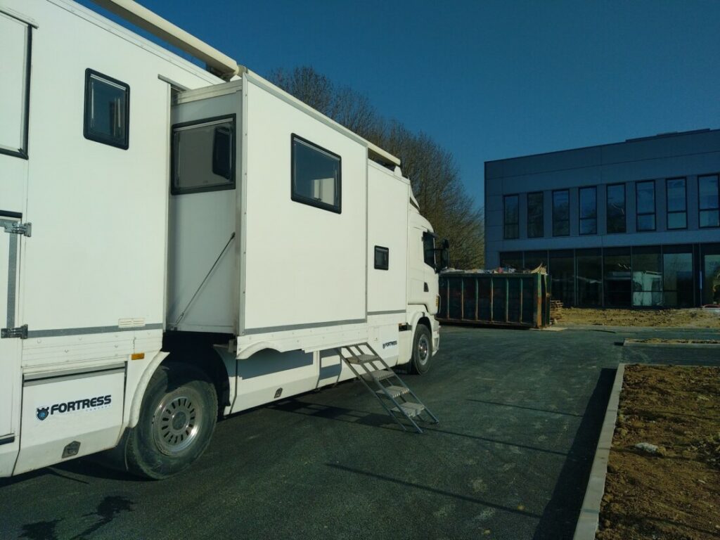 Unité mobile bureau base vie