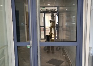 Vitroplus Doortal Installation
